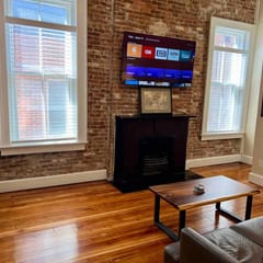 Historic Loft in Frankfort Entertainment District