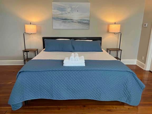 Historic Loft in Frankfort Entertainment District