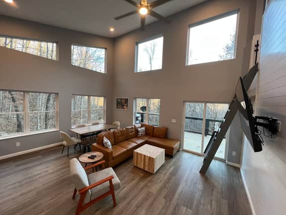 SALE! RRG Cabin w/Hot Tub, Game Room & EV Charger